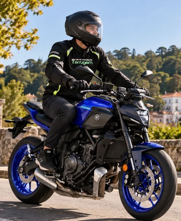 Motorcycle student on a blue Yamaha MT-07 in Sintra